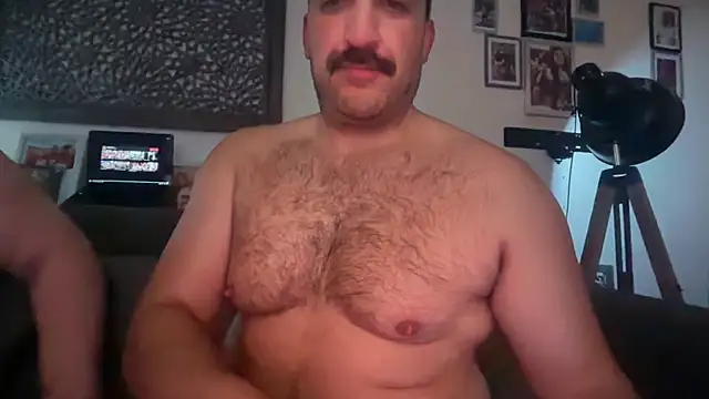 CloudyMuscleBeefy online show from March 30, 2:01 am