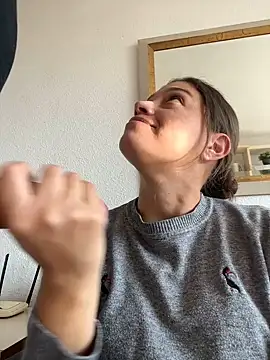 Snapshot of kate_rabittsex chatting on December 13, 2:27 pm kate rabittsex online show from December 13, 2:27 pm