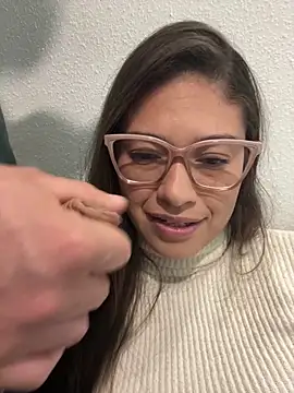 Snapshot of kate_rabittsex chatting on February 5, 11:26 am kate rabittsex online show from February 5, 11:26 am