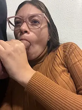 Snapshot of kate_rabittsex chatting on February 10, 11:14 am kate rabittsex online show from February 10, 11:14 am