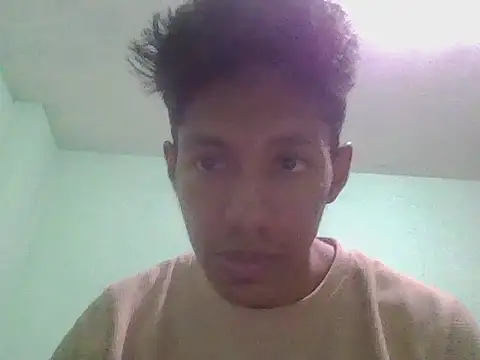 Snapshot of galea457 chatting on July 11, 7:27 pm galea457 online show from July 11, 7:27 pm
