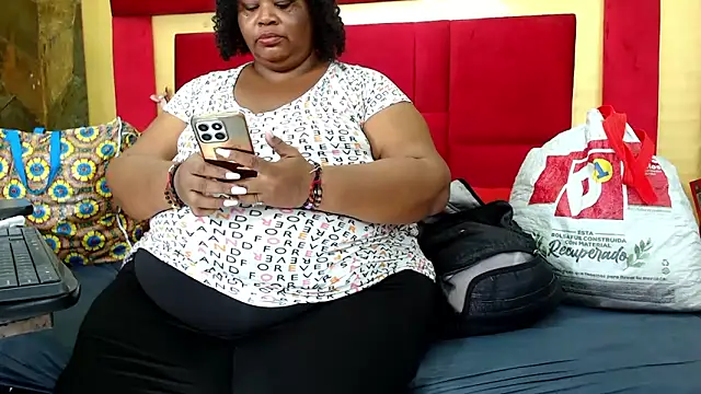 Exoticbigmandy online show from April 8, 8:20 pm