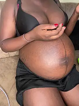 bignipple254 online show from March 18, 8:45 pm