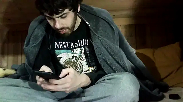Snapshot of Angelsordemons6 chatting on March 3, 8:04 pm Angelsordemons6 online show from March 3, 8:04 pm