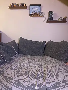 LucyLingerie78 online show from September 12, 8:09 pm