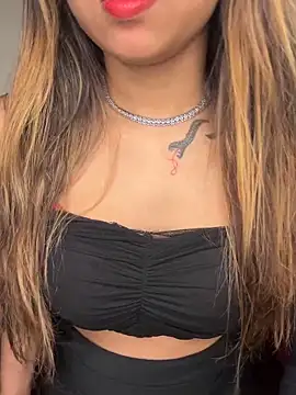 Scarlett 1819 online show from April 14, 5:08 pm