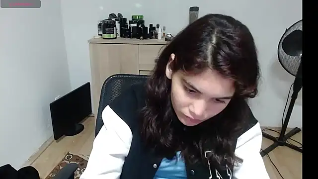 MalloryMyers online show from October 12, 8:30 pm