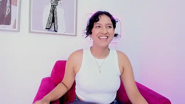 niia7 online show from June 21, 7:05 pm