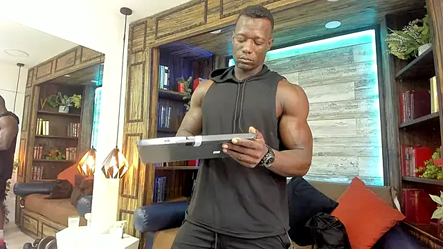 MarcusBlack  online show from December 1, 11:37 am