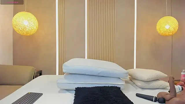 Antonella west online show from December 20, 9:16 am