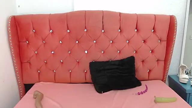 Giselslut  online show from September 30, 12:37 am