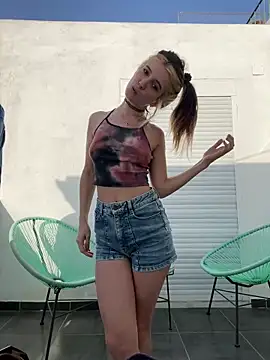 strangers2lovers online show from March 1, 3:47 pm