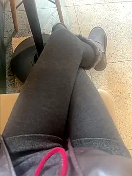 xiaoyuan01 online show from December 16, 3:44 am