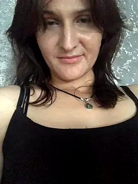 Snapshot of NikaSwan2831 chatting on October 18, 11:00 am NikaSwan2831 online show from October 18, 11:00 am