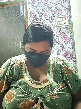 Liyaa 24 online show from April 13, 4:23 pm