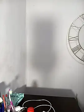 Snapshot of EbonyHorrny chatting on April 29, 1:10 am EbonyHorrny online show from April 29, 1:10 am