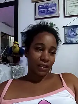Snapshot of EbonyHorrny chatting on May 12, 1:47 am EbonyHorrny online show from May 12, 1:47 am