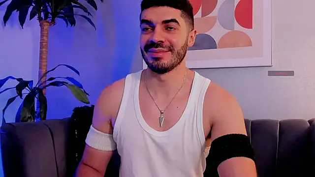 AxelThompson  online show from December 4, 11:19 am