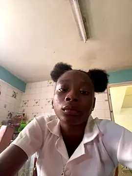 Snapshot of GeileErica chatting on November 3, 6:53 pm GeileErica online show from November 3, 6:53 pm