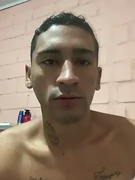 Snapshot of dotado22cmpoa chatting on January 18, 12:31 pm dotado22cmpoa online show from January 18, 12:31 pm