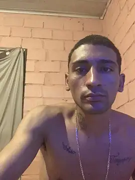 Snapshot of dotado22cmpoa chatting on March 25, 3:34 am dotado22cmpoa online show from March 25, 3:34 am