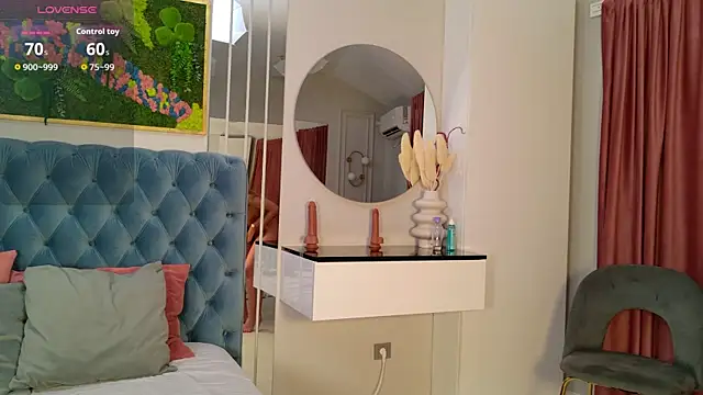 SiennaPierce online show from June 25, 11:37 am