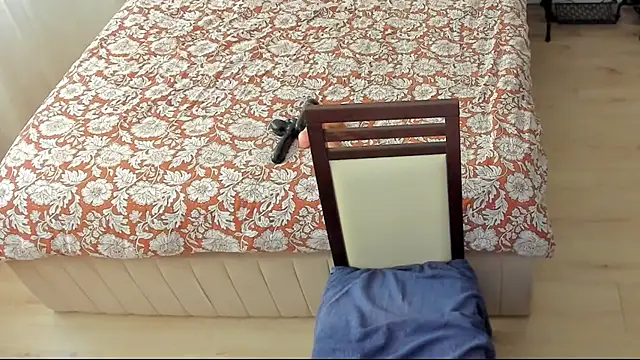 Squirt Kimm online show from April 16, 11:22 am