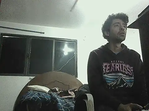 royalmadness  online show from March 2, 8:26 pm