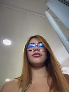 sara calderon online show from February 12, 1:28 pm