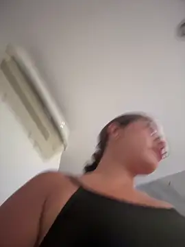 sara calderon online show from March 11, 1:39 pm