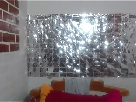 rose-crystal online show from February 14, 12:07 am