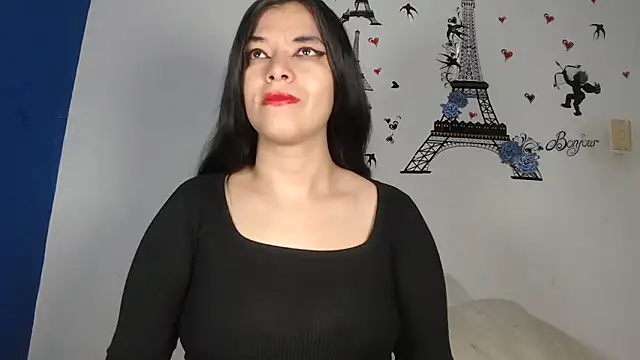 Snapshot of IVONNE_SEX chatting on October 4, 7:23 pm IVONNE SEX online show from October 4, 7:23 pm