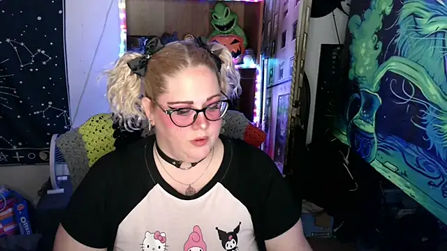 Kinky Witch online show from April 17, 4:32 pm