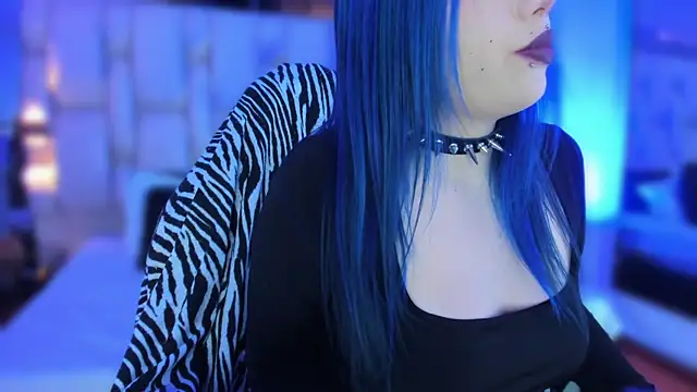 Snapshot of revenmiller_ chatting on January 9, 7:59 pm revenmiller online show from January 9, 7:59 pm