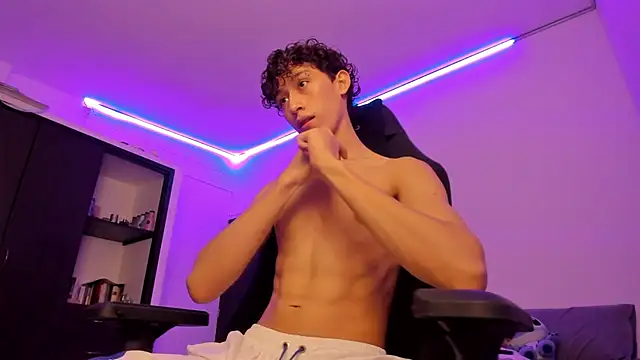 velvet skyn online show from September 9, 4:56 am