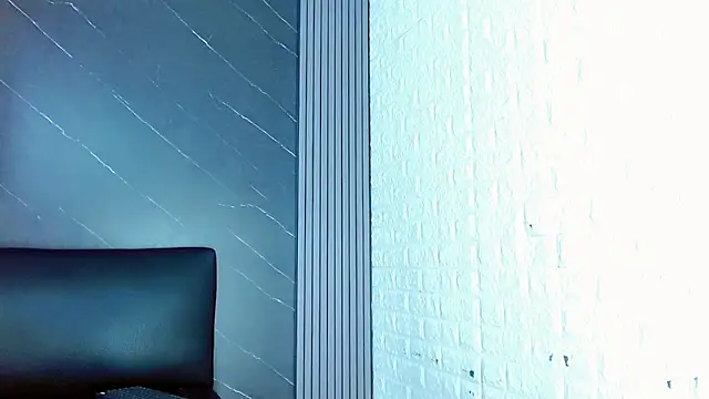 Raven Doll19 online show from April 8, 7:25 pm