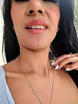 Juliana Xander online show from November 8, 3:12 pm