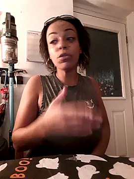 Lusty Lexi90 online show from October 22, 9:03 pm