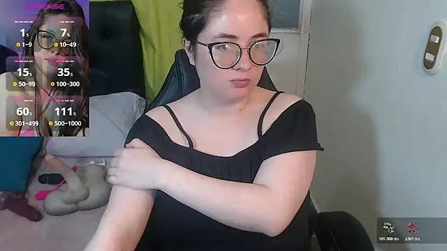 KrystalAdams online show from April 8, 1:11 pm