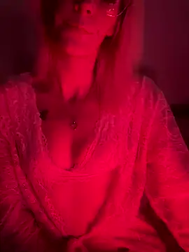 Snapshot of geilemine chatting on September 23, 11:08 pm geilemine online show from September 23, 11:08 pm