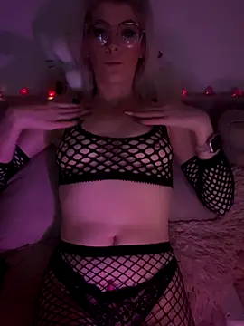 Snapshot of geilemine chatting on October 24, 11:45 pm geilemine online show from October 24, 11:45 pm