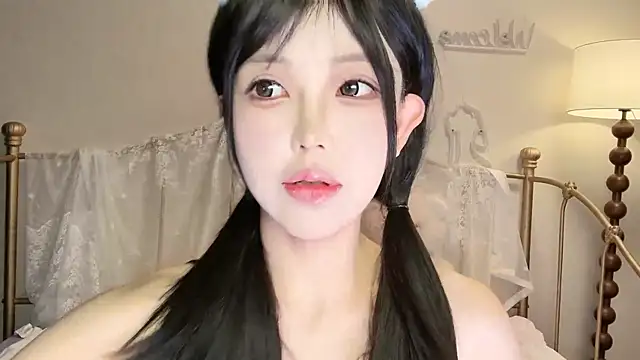 kiraa-0051 online show from October 2, 4:41 am