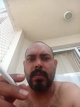 Snapshot of jfgustavo001 chatting on January 9, 2:31 pm jfgustavo001 online show from January 9, 2:31 pm