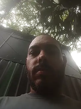 Snapshot of jfgustavo001 chatting on March 19, 3:49 pm jfgustavo001 online show from March 19, 3:49 pm