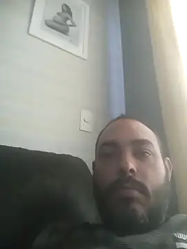 Snapshot of jfgustavo001 chatting on March 30, 10:16 am jfgustavo001 online show from March 30, 10:16 am