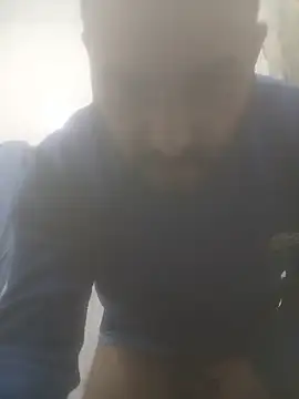 Snapshot of jfgustavo001 chatting on June 1, 9:05 pm jfgustavo001 online show from June 1, 9:05 pm