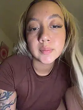 Becca Johnson u online show from January 14, 2:28 am