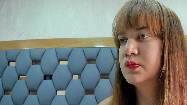 juliette pretty  online show from December 20, 7:32 pm