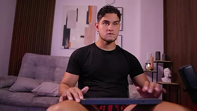 DaviesBrown online show from March 2, 8:48 pm