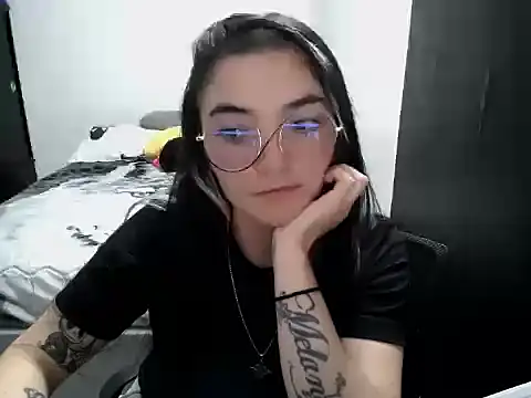 Snapshot of Came-II chatting on February 5, 1:43 am Came-II online show from February 5, 1:43 am